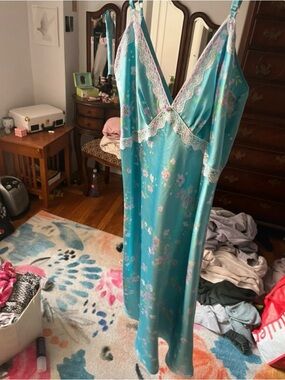 Oscar de la Renta Sleepwear Turquoise Floral Lace-Trim Slip